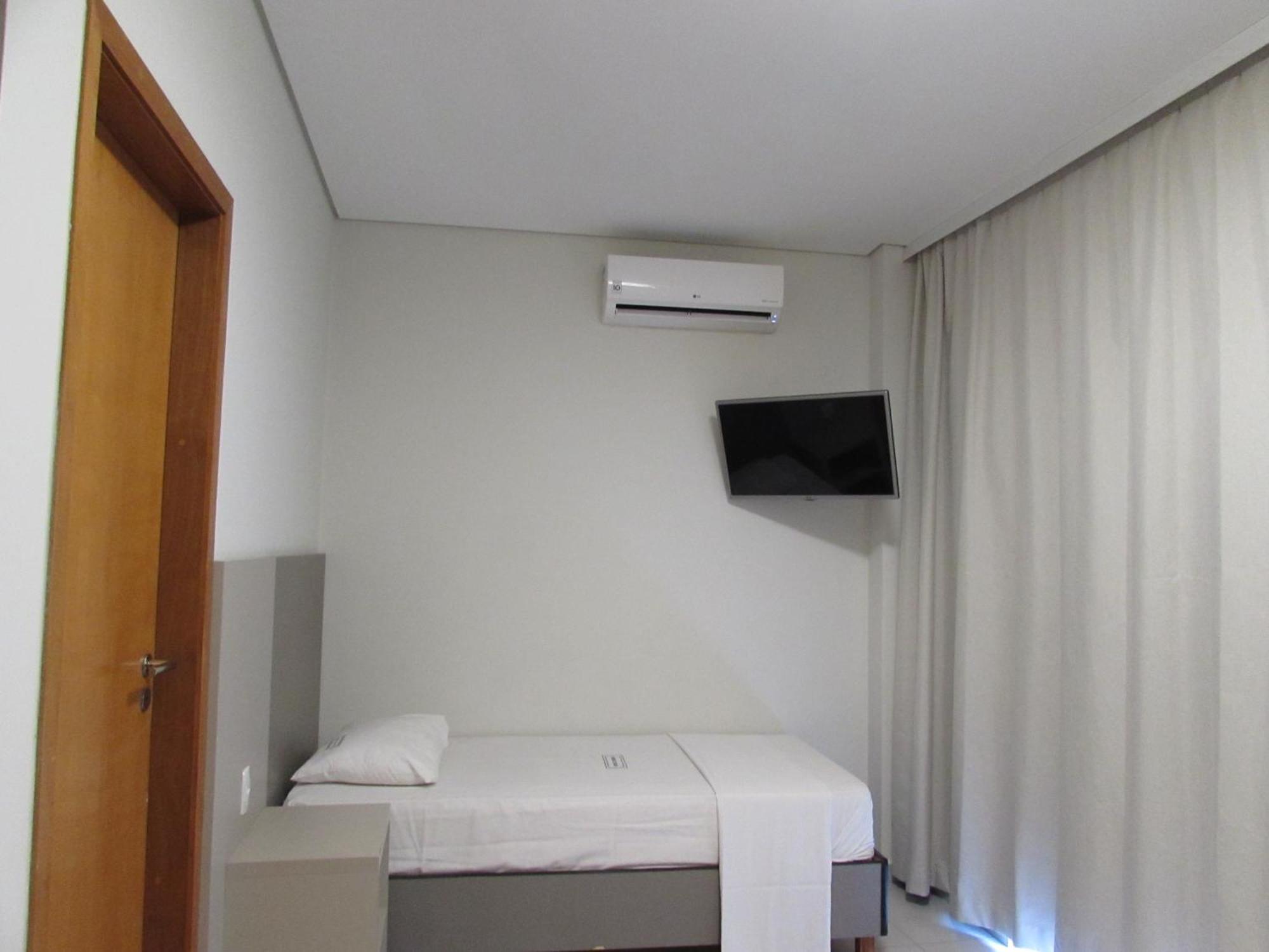 Hotel Urbis A 10 Minutos Rua 25 De Marco, Bras,Bom Retiro,A 2 Minutos Do Mirante Sampa Sky ساو باولو المظهر الخارجي الصورة