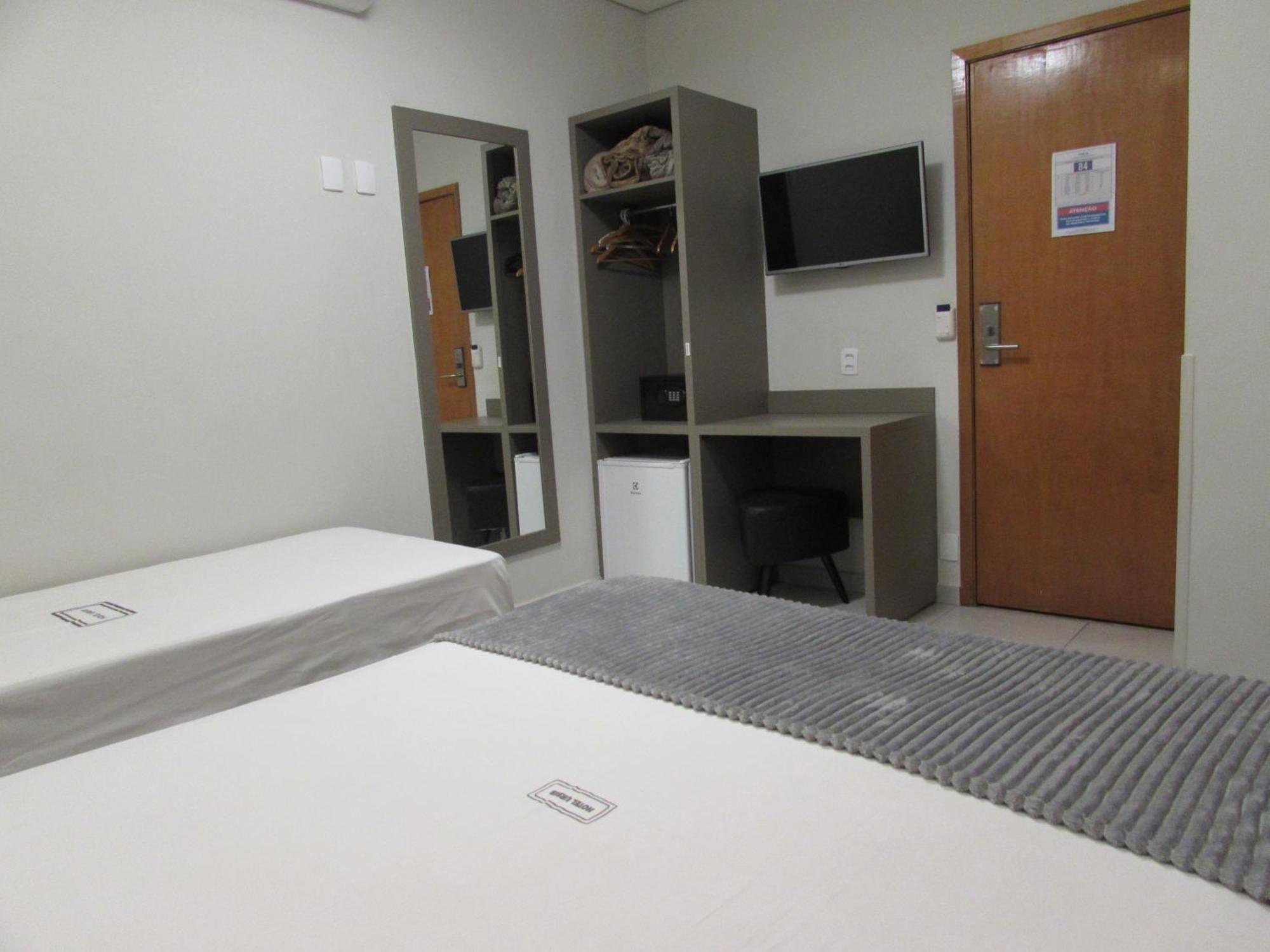 Hotel Urbis A 10 Minutos Rua 25 De Marco, Bras,Bom Retiro,A 2 Minutos Do Mirante Sampa Sky ساو باولو المظهر الخارجي الصورة